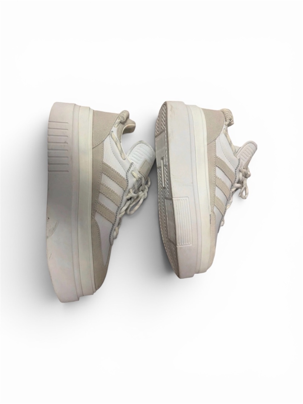 Ivy park adidas 
sneakers